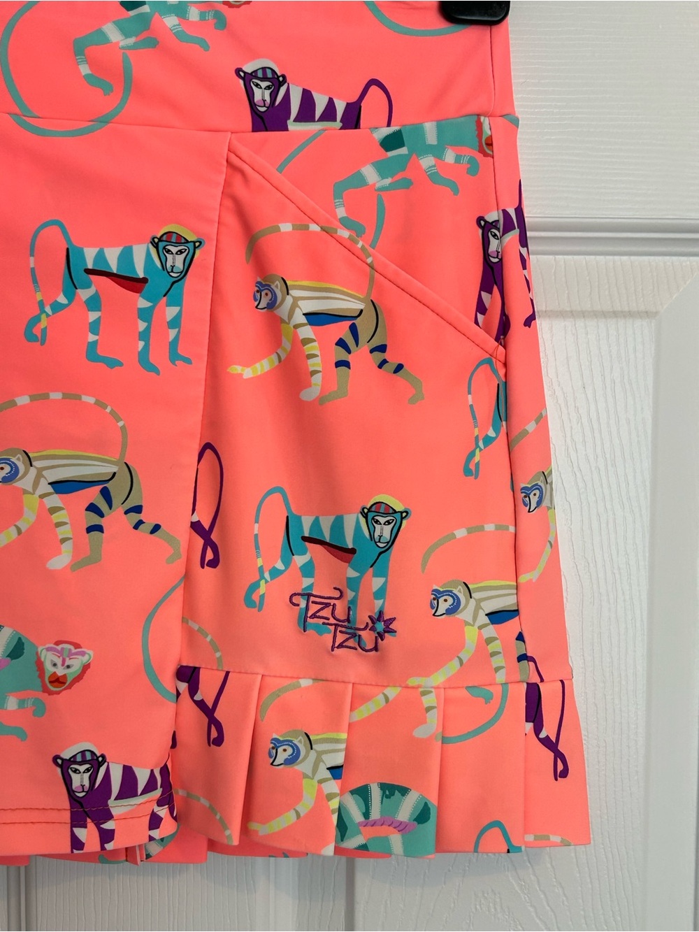 Tzu Tzu Coral Monkey Print Skort - Picture 5 of 12